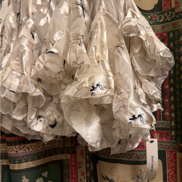 Reformation Evanthe Prosecco Blossom Silk Blend Ruffle Hem Maxi Dress 2 - Picture 6 of 9